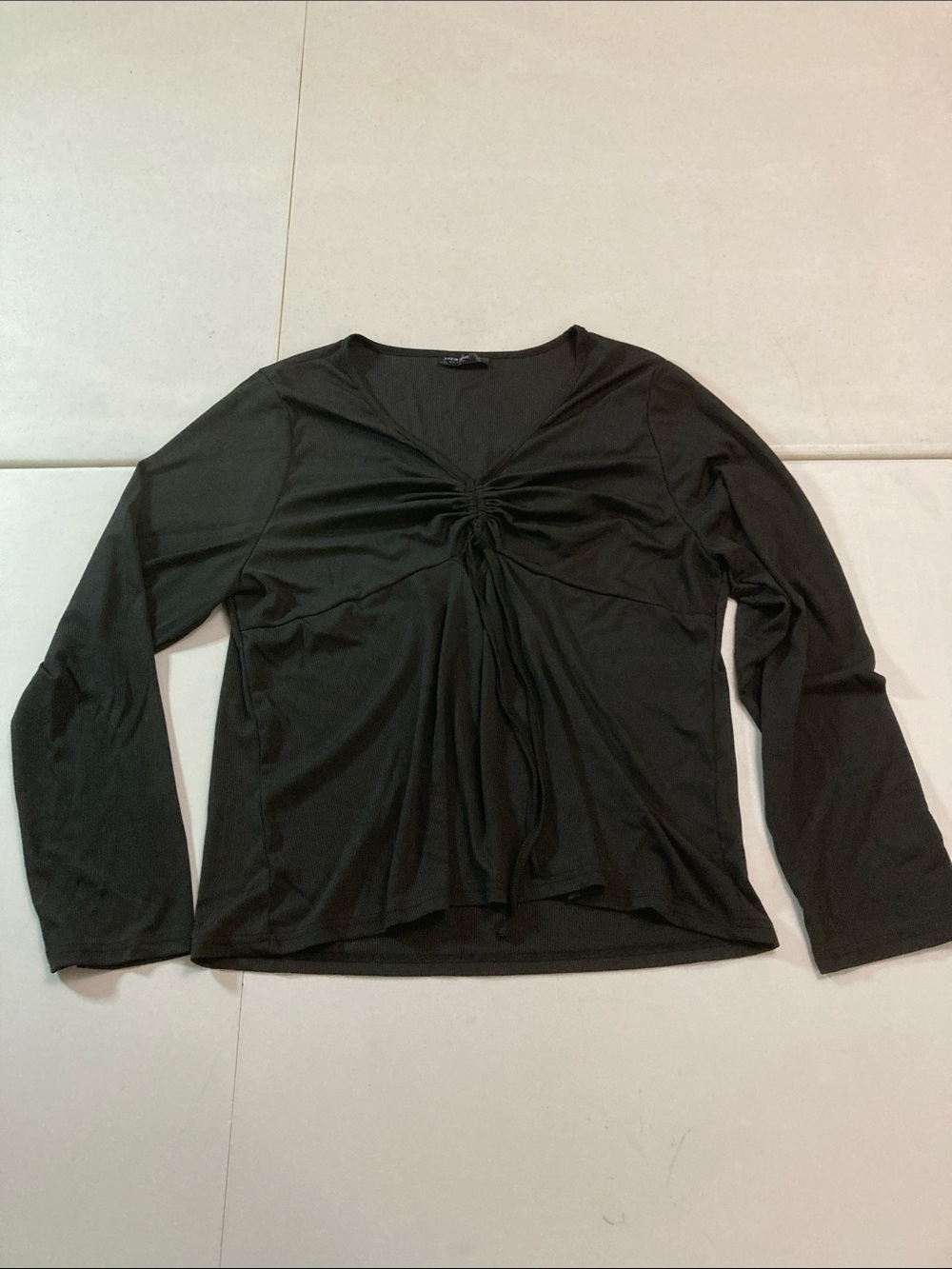 SHEIN Black Long Sleeve Twist-Front Top